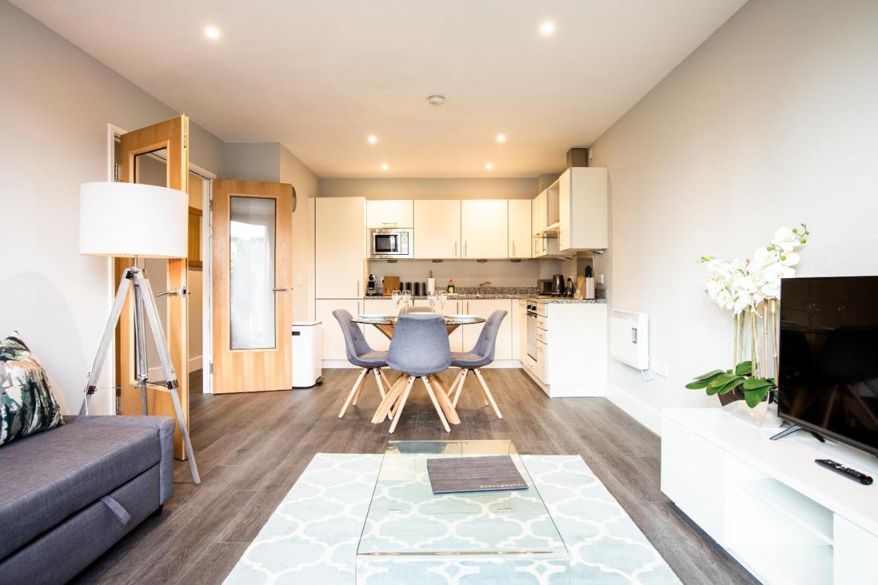 Urban Living'S - The Wren Beautiful City Centre Apartment With Parking Oxford Exterior photo