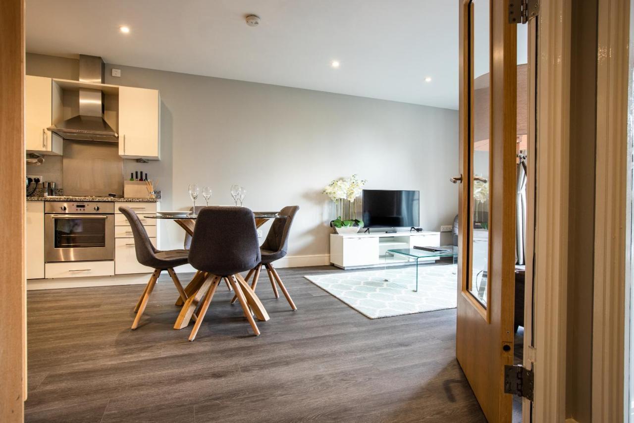 Urban Living'S - The Wren Beautiful City Centre Apartment With Parking Oxford Exterior photo